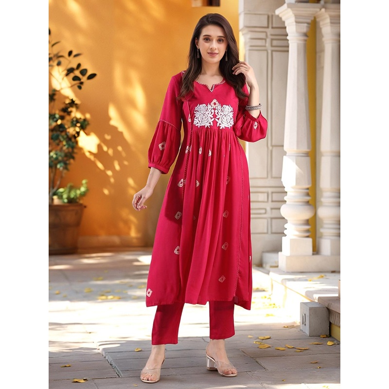 Aaghnya Women Ethnic Motifs Embroidered Regular Kurta with Trousers