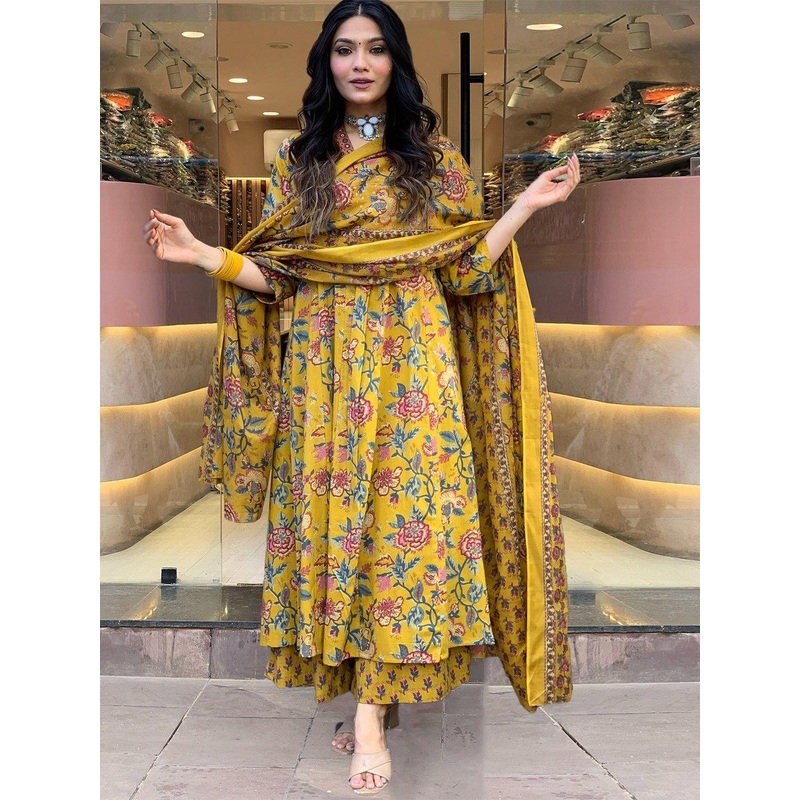 BAESD Women Ethnic Motifs Printed Regular Kurta with Palazzos & With Dupatta