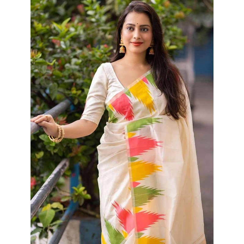 YAMUNE Women Solid Zari Banarasi Saree With Blouse Piece