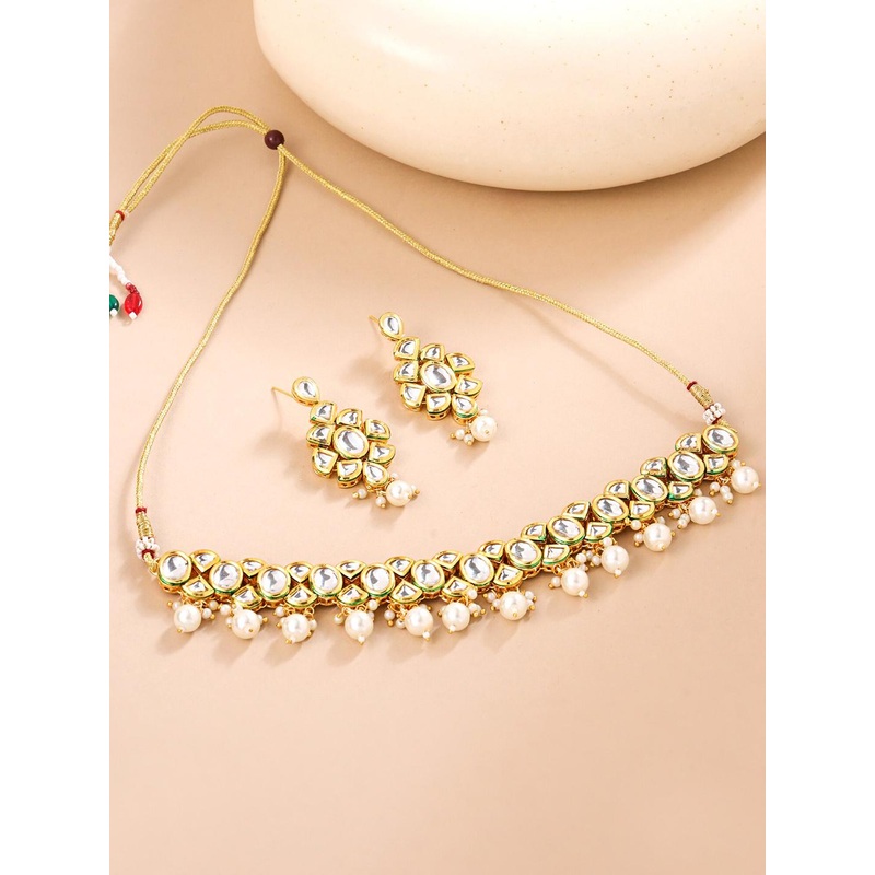 Yellow Chimes Gold Plated Kundan Studded & Beaded Jewellery Set