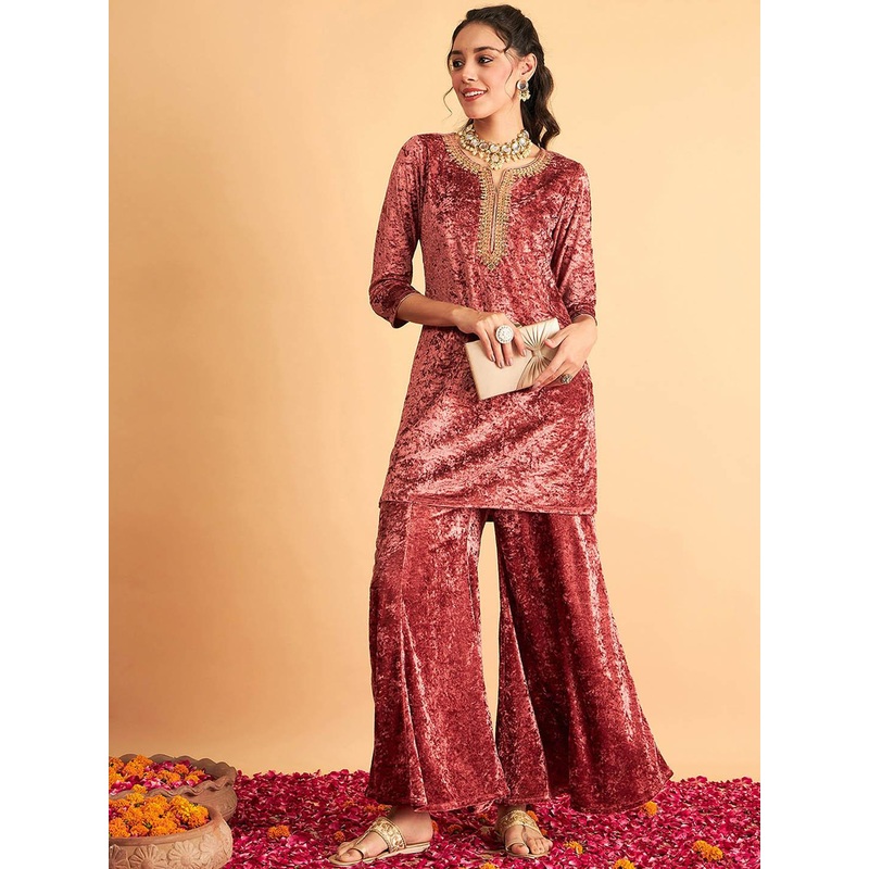 Shae by SASSAFRAS Ethnic Motifs Embroidered Regular Kurta with Palazzos