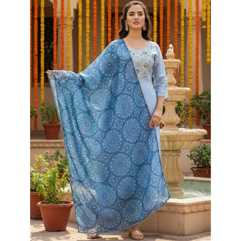 Navlik Floral Embroidered Regular Gotta Patti Kurta With Trousers & Dupatta