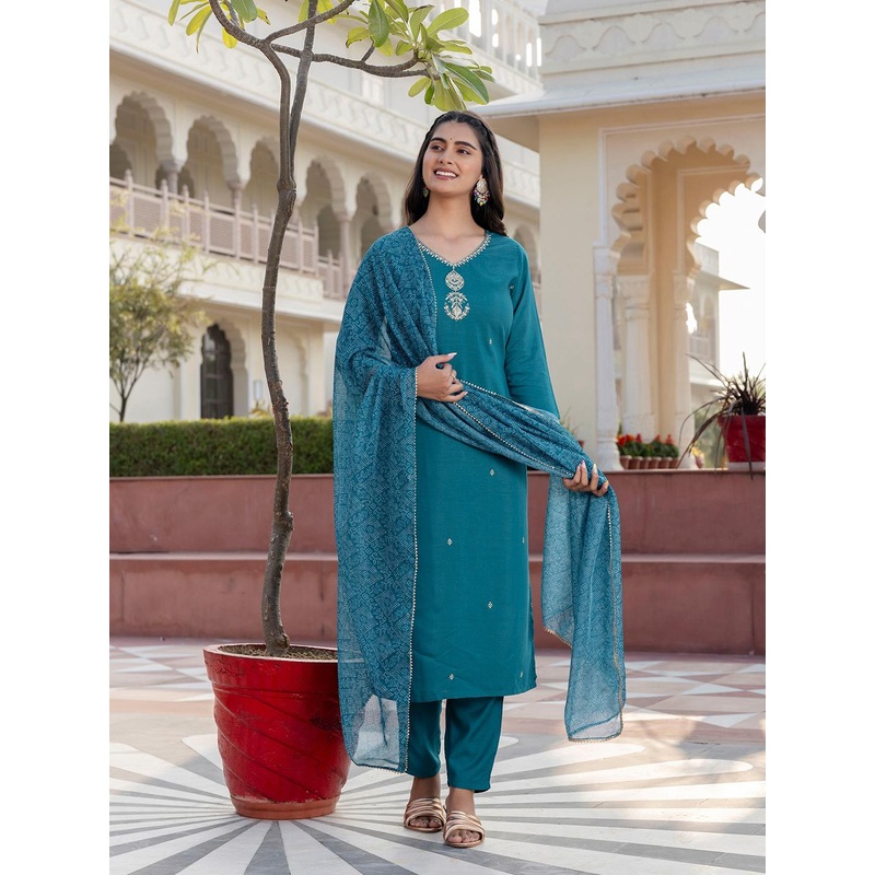 Navlik Floral Embroidered V-Neck Straight Kurta With Trousers And Dupatta