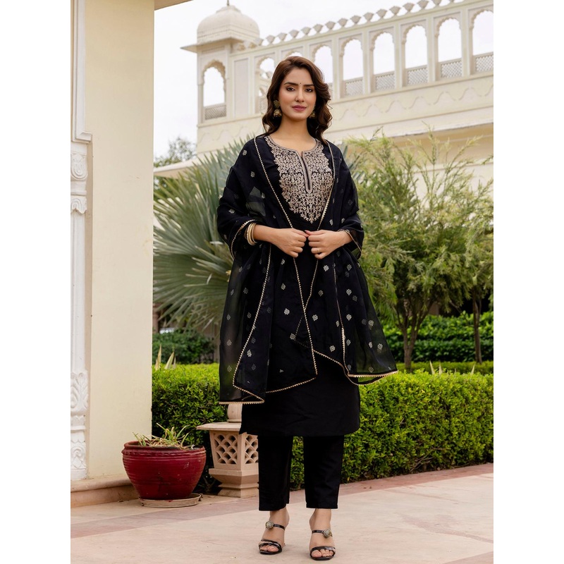 Navlik Floral Yoke Design Notch Neck Sequinned Straight Kurta With Trousers And Dupatta