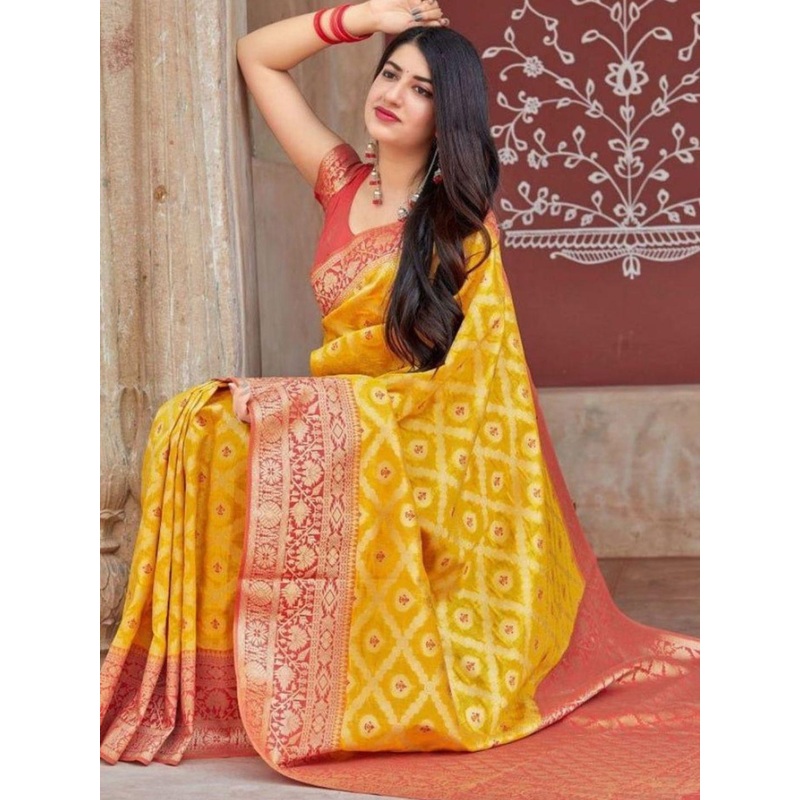 HERE&NOW Woven Design Banarasi Saree With Blouse Piece