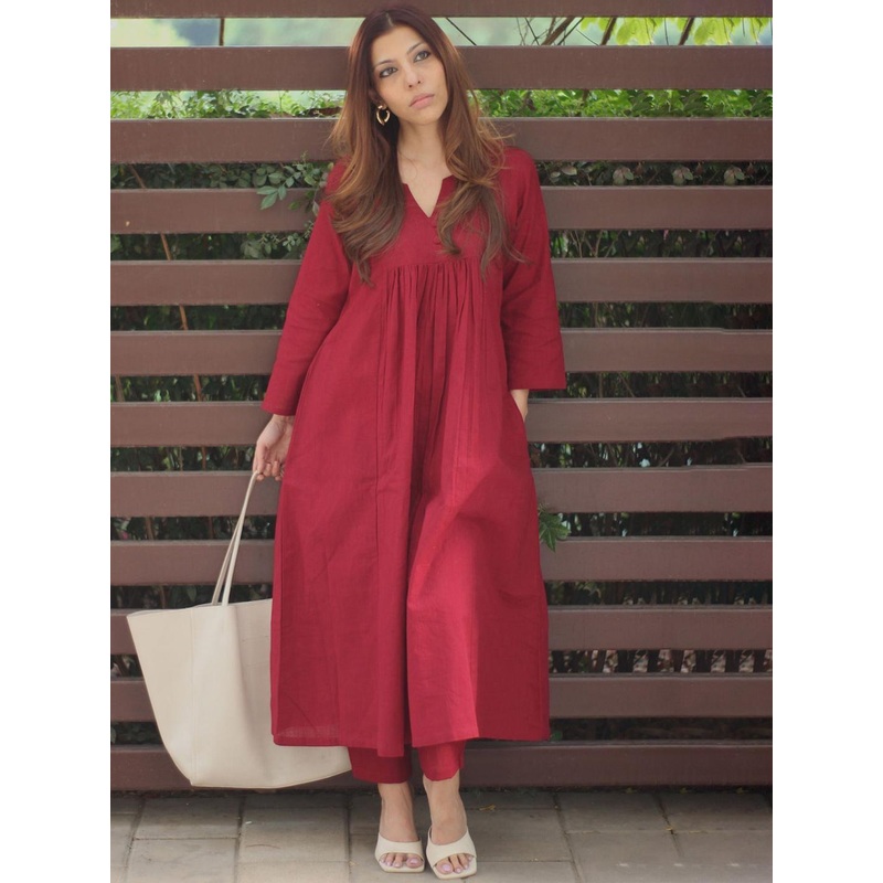 DIVASTRI Women Solid A-Line Kurta with Trousers