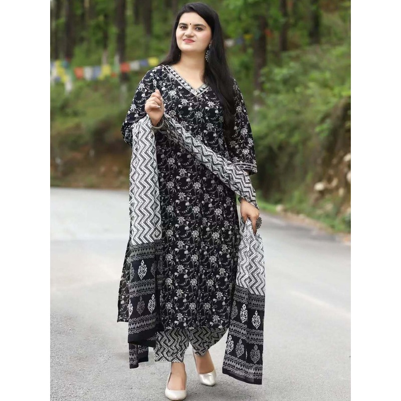 YUSRA Women Floral Printed Kurta with Salwar & Dupatta