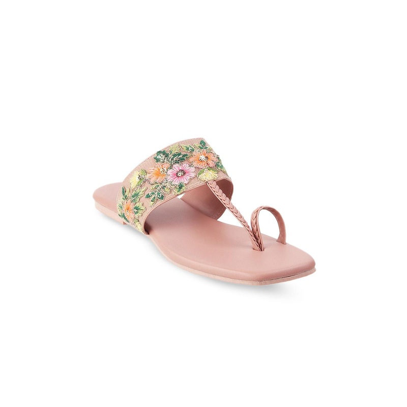 Mochi Women Pink Ethnic One Toe Flats