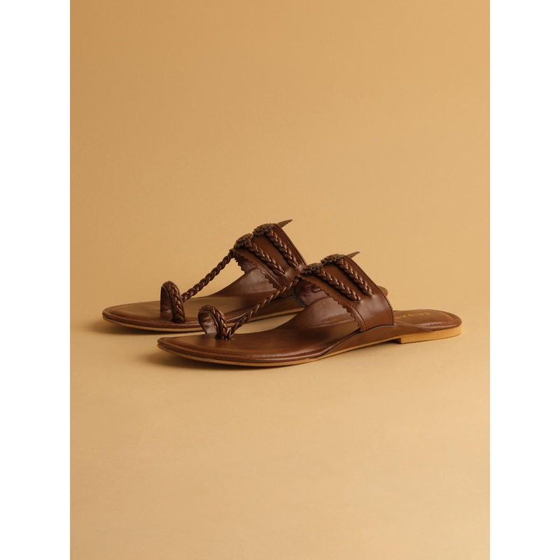 ERIDANI Textured One Toe Flats