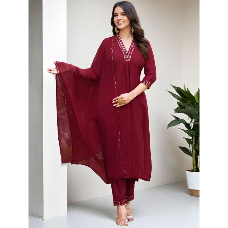 SZN Women Solid Kurta with Trousers & Dupatta