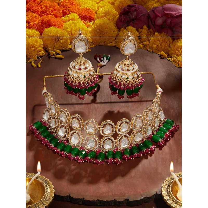 Zaveri Pearls Gold-Plated Artificial Stones Studded & Pearls Beaded Jewellery Set