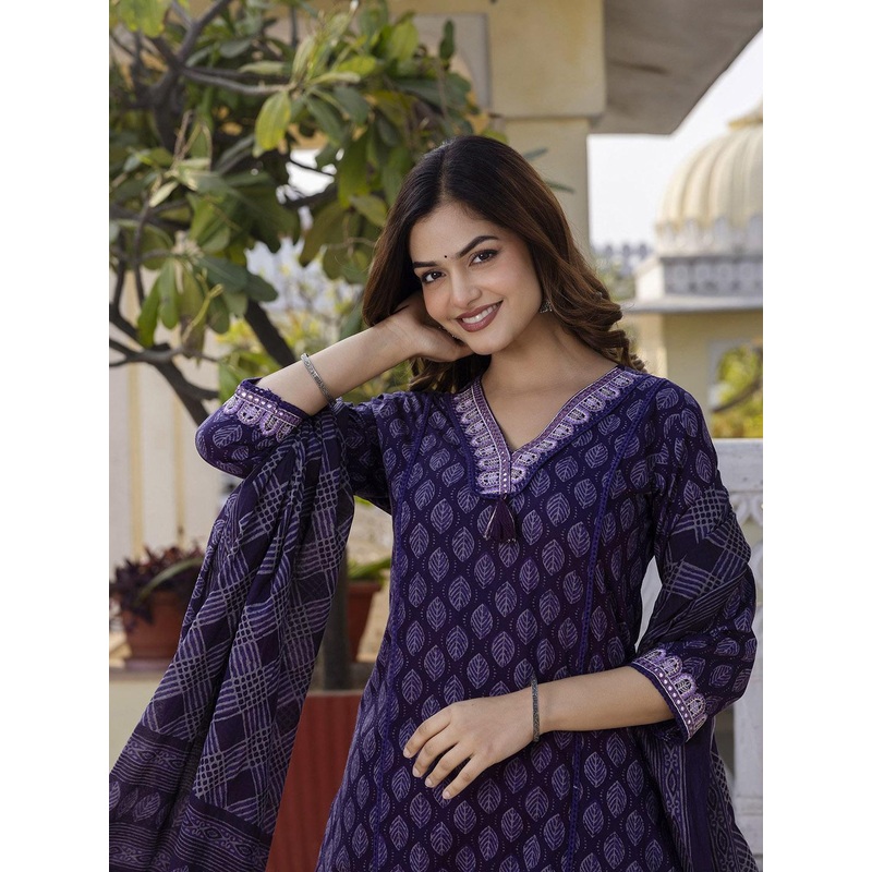 Anouk  Floral Printed Thread Work V-Neck Straight Pure Cotton Kurta With Trousers & Dupatta