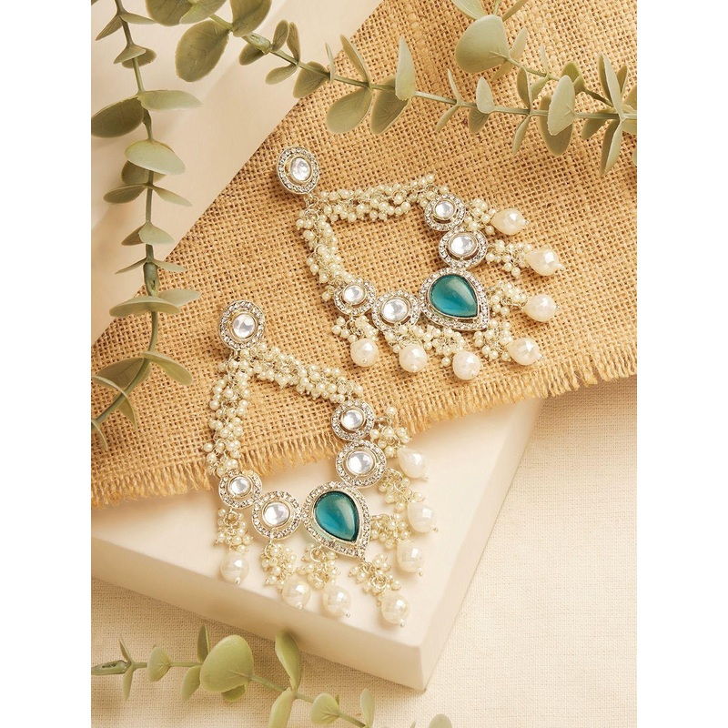 Zaveri Pearls Gold-Plated Artificial Stones Studded & Beaded Oval Shaped Drop Earrings