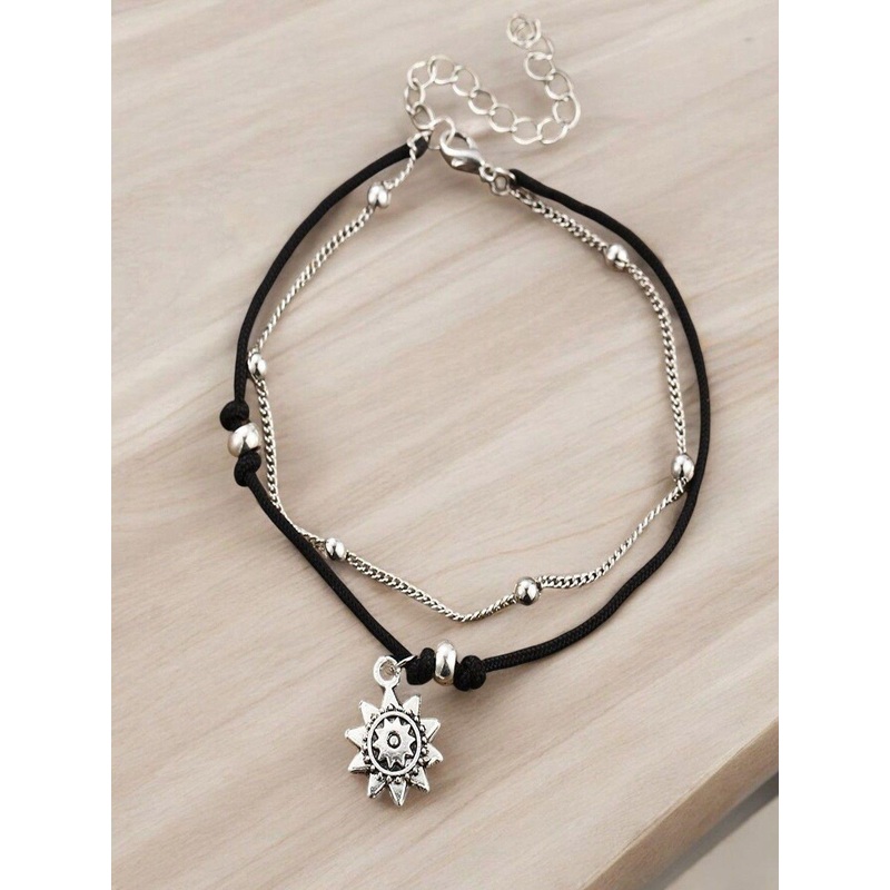 Sangria Artificial Stones Studded & Beaded Anklet