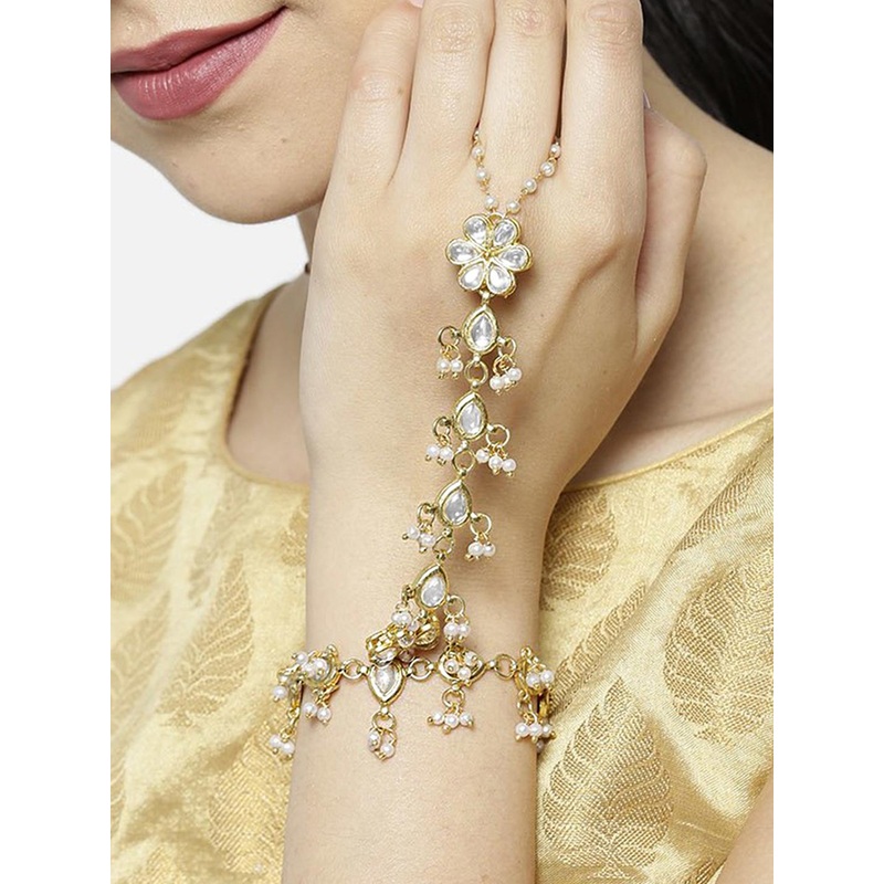 KARATCART Off-White Gold-Plated Kundan Studded & Beaded Ring Bracelet