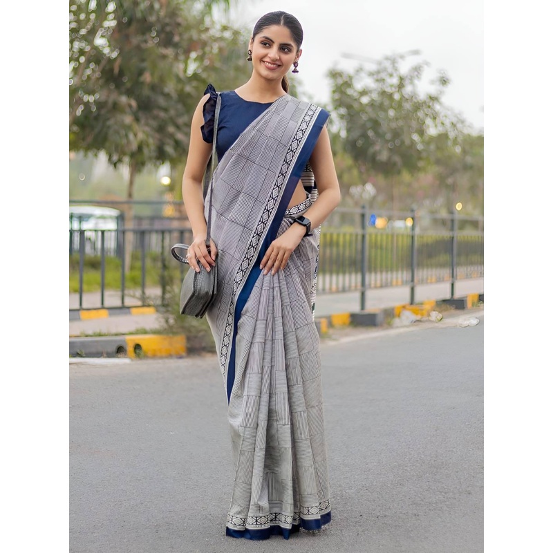 all about you Checked Pure Cotton Saree