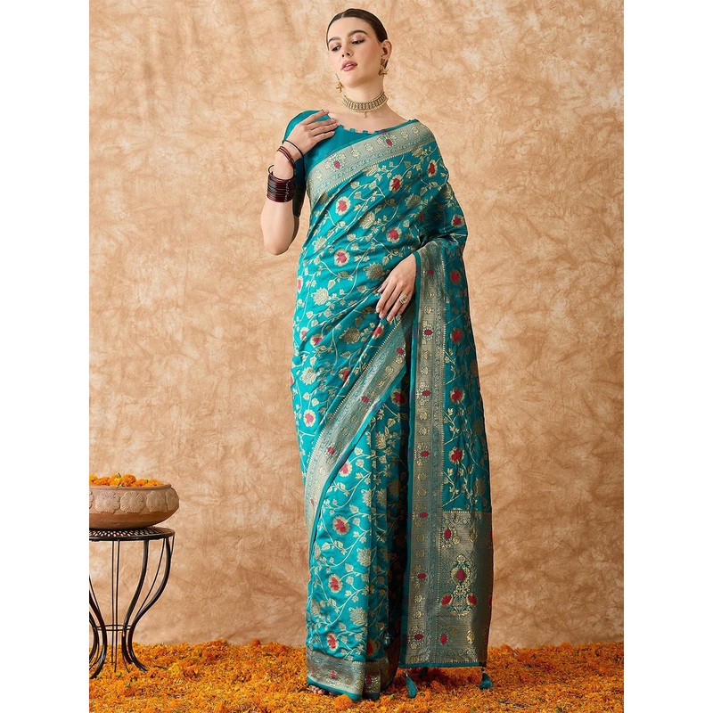Sangria Woven Design Kanjeevaram Saree With Blouse Piece