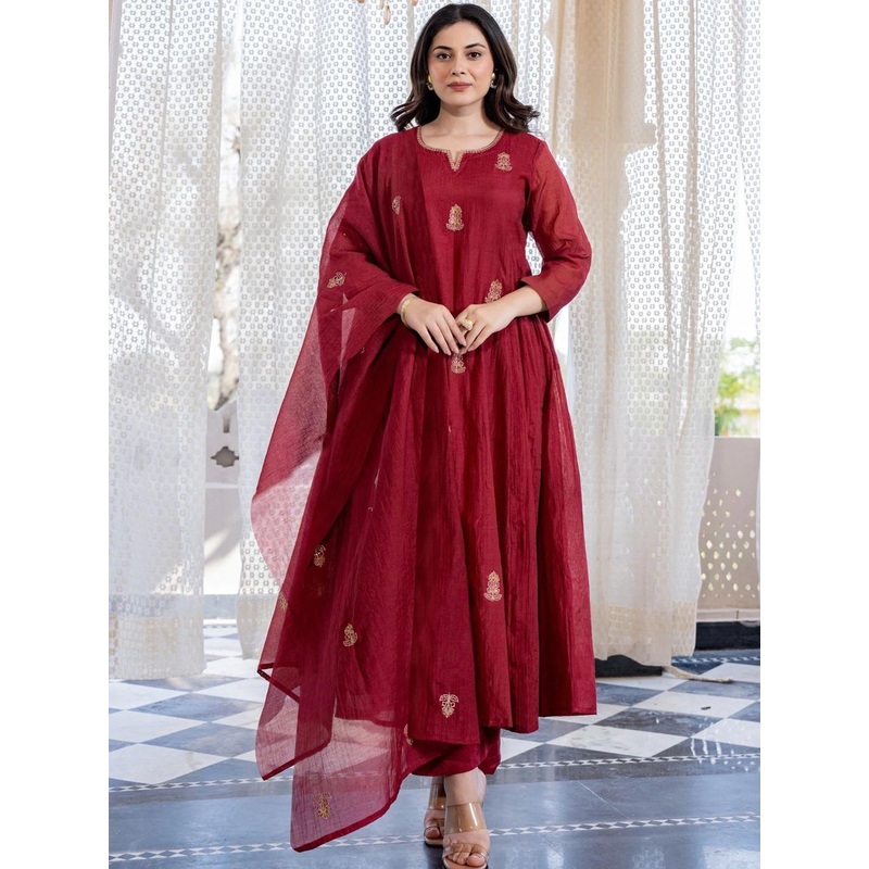 Aaghnya Floral Embroidered Tiered Thread Work Anarkali Kurta With Pyjamas & Dupatta