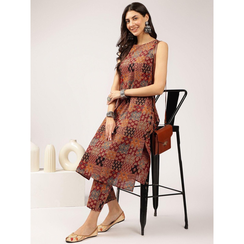 Anouk Ethnic Floral Printed Round Neck Sleeveless Side Slits Kurta with Trouser