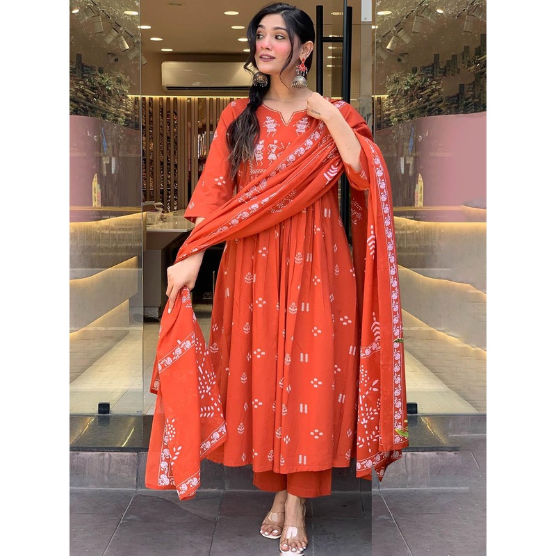 GoSriKi Women Floral Printed Regular Thread Work Kurta with Trousers & With Dupatta