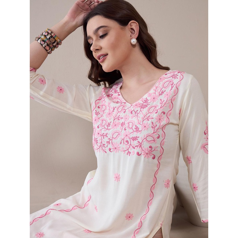Anouk Floral Embroidered Thread Work Regular Straight Kurta