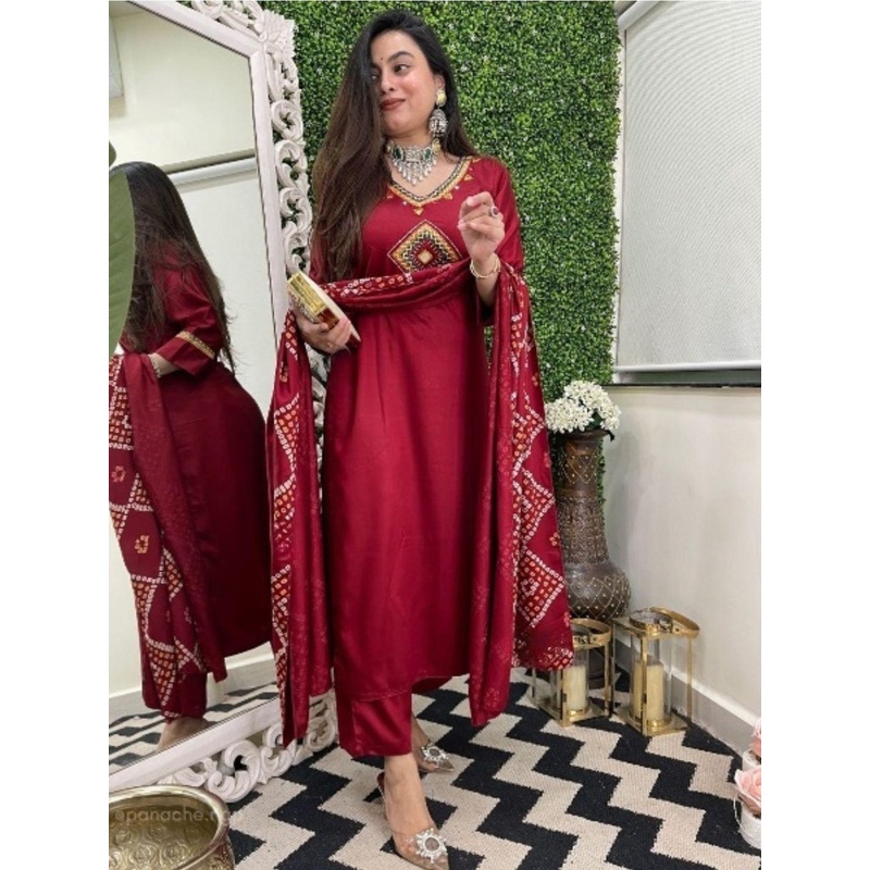 Navlik Women Ethnic Motifs Embroidered Regular Chanderi Silk Kurta with Trousers & Dupatta