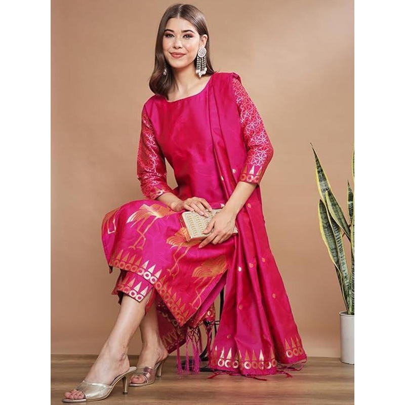 VredeVogel Ethnic Motifs Printed Straight Kurta with Trousers & With Dupatta