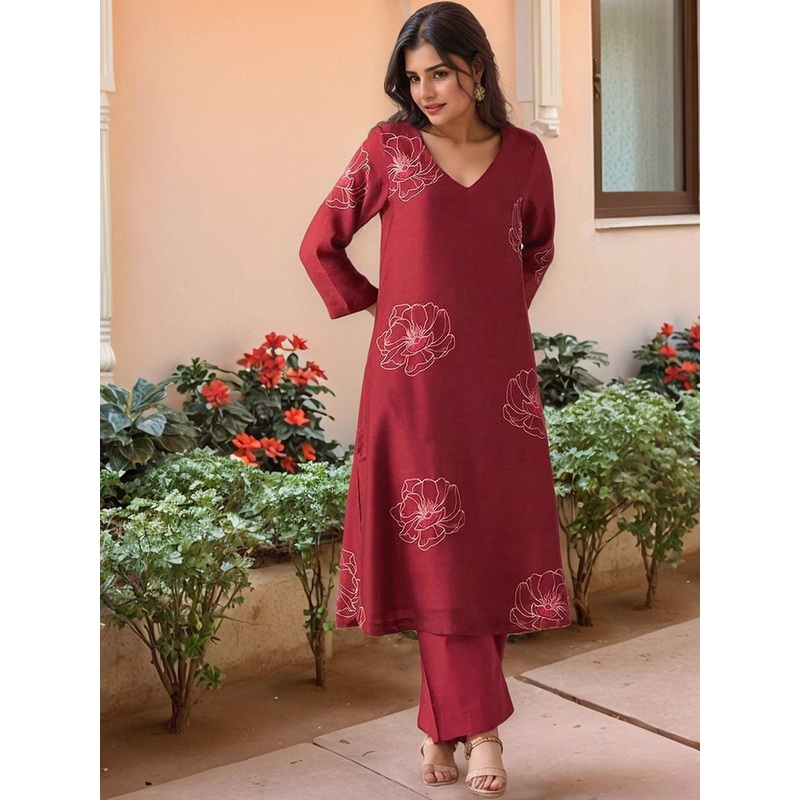 Aaghnya Floral Printed V-Neck Straight Kurta With Trousers