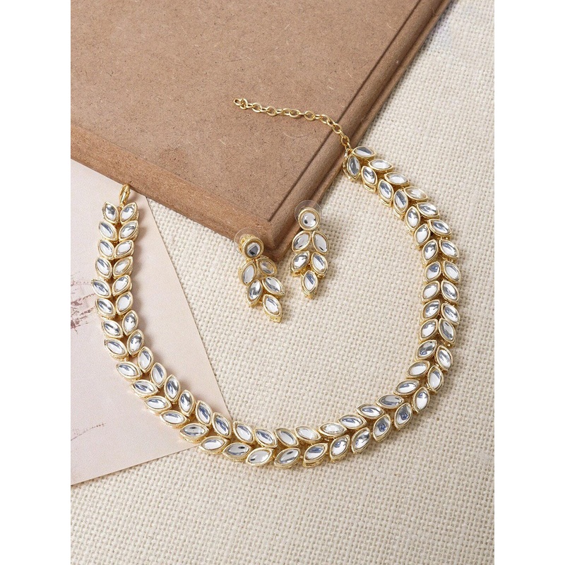 TEEJH Harshita Gold-Plated Kundan-Studded Jewellery Set