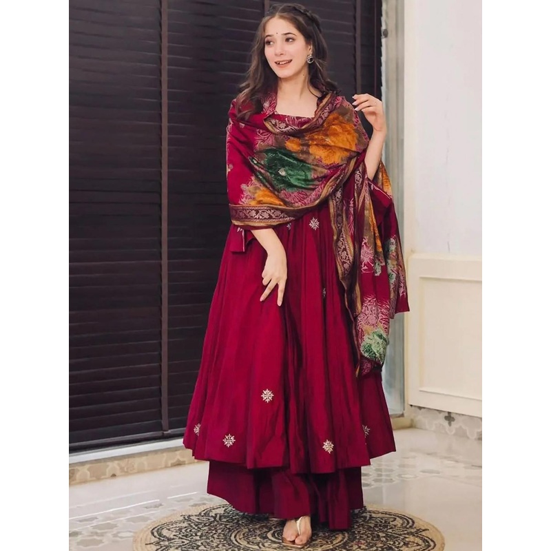 DIVASTRI Women Ethnic Motifs Embroidered V-Neck Pleated Anarkali Calf Length Kurta Set