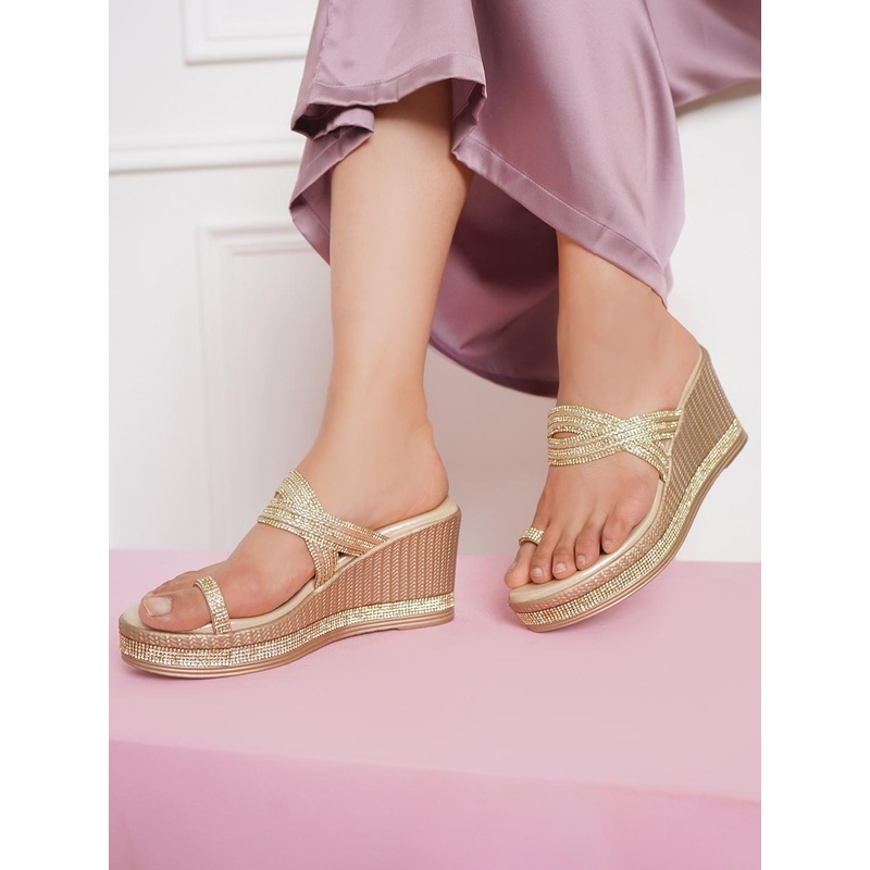Shezone Women Ethnic – Embellished Wedge Sandals
