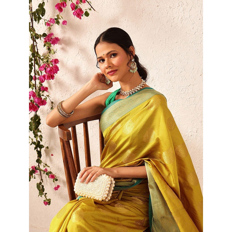 Silk Land Soft Silk Zari Woven Big Border With Rich Pallu Saree