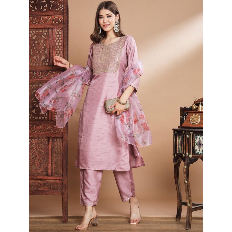 VredeVogel Ethnic Motifs Yoke Design Regular Kurta With Trousers & Dupatta