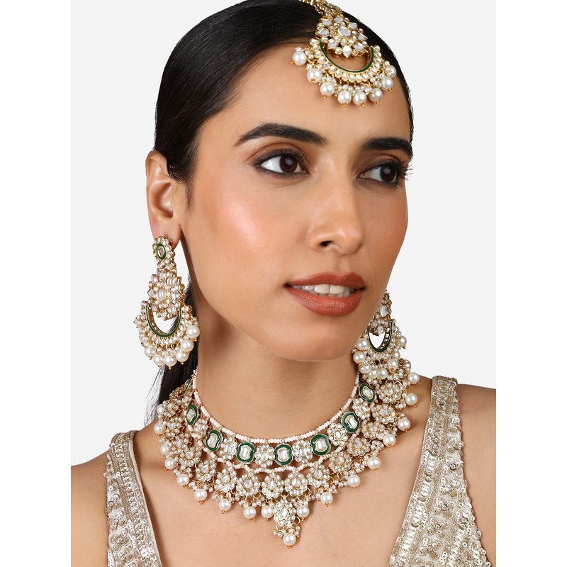 Zaveri Pearls Gold Plated Kundan-Studded & Beaded Necklace And Earrings With Maang Tika
