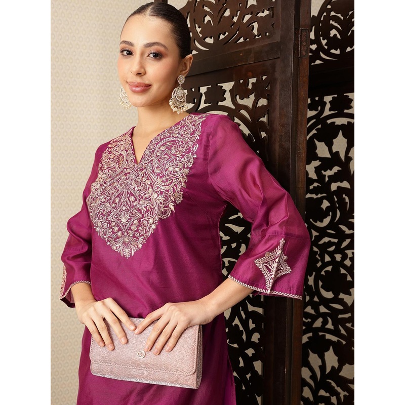 House of Pataudi Floral Zari Embroidered Flared Sleeves Sequinned Jashn Kurta