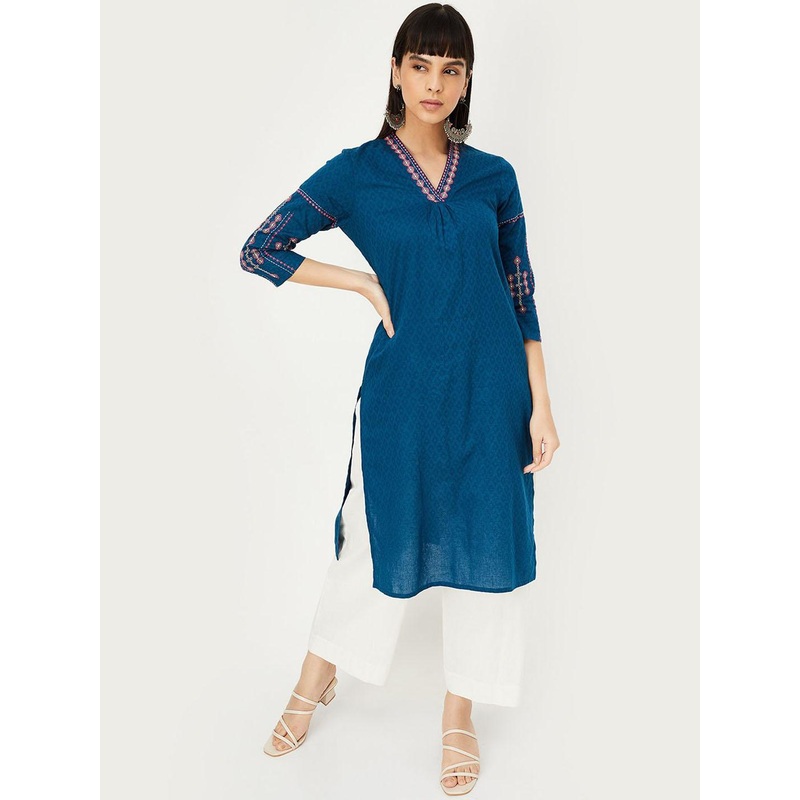 max Geometric Self Design V-Neck Thread Work Kurta