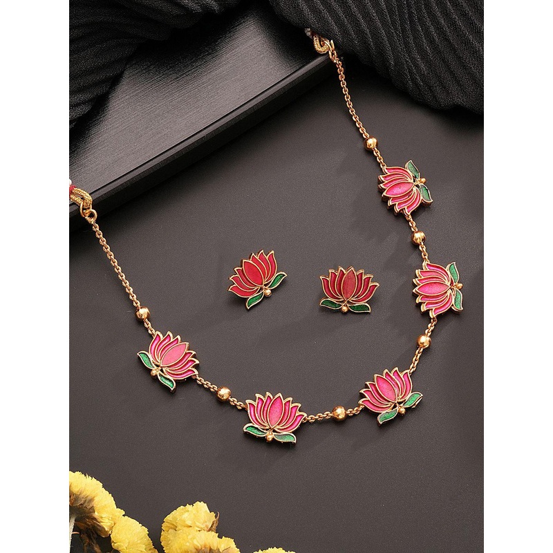 Saraf RS Jewellery Lotus Motif Gold-Plated Necklace & Earrings