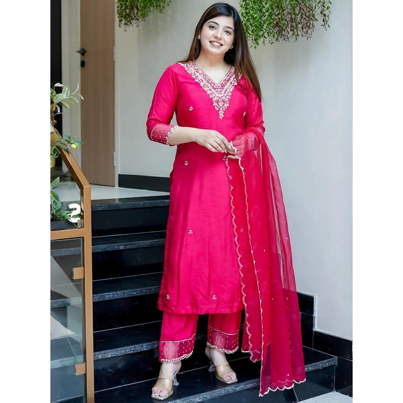 Navlik Floral Embroidered Sequinned Chanderi Silk Straight Kurta With Trousers & Dupatta