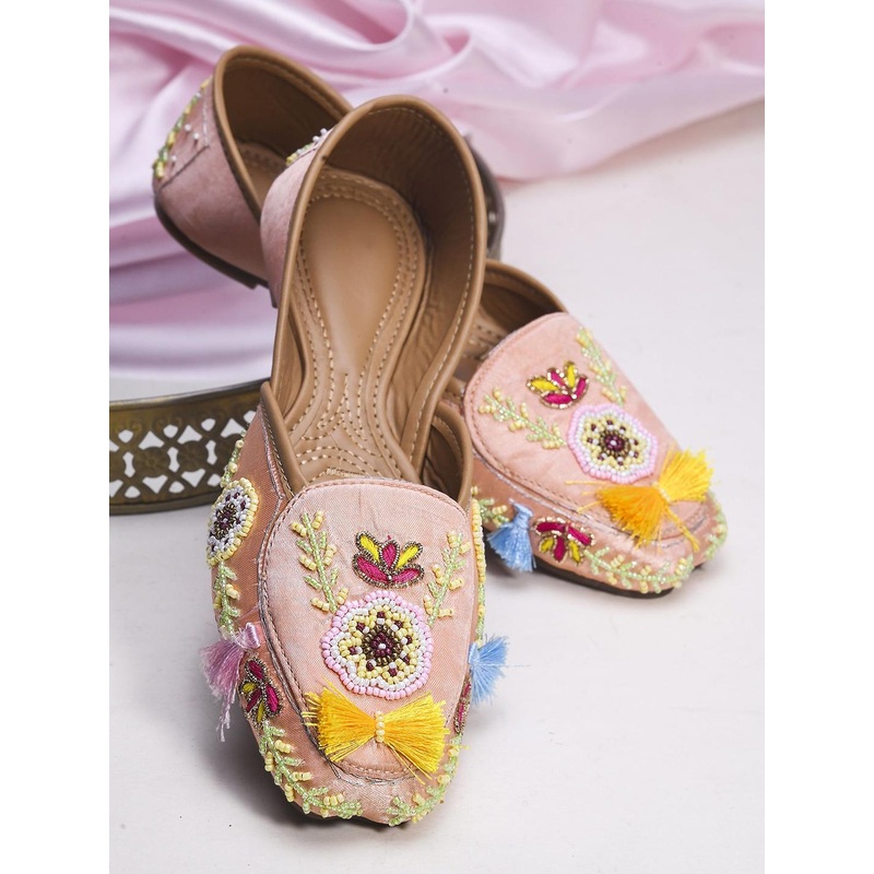 Try Me Women Woven Design Leather Mojaris