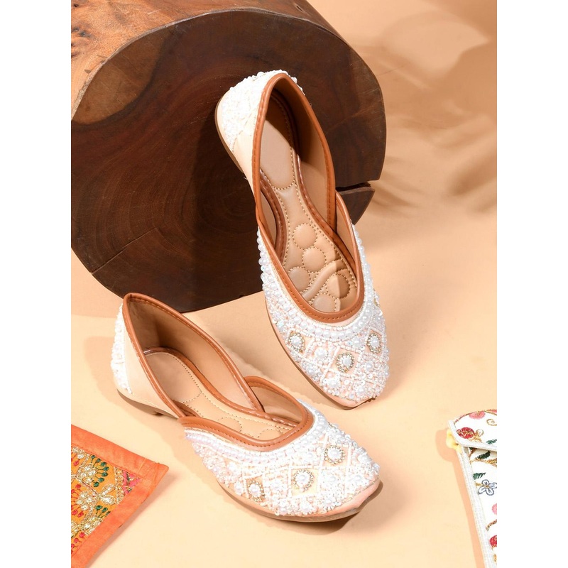 Try Me Embellished Ethnic Mojaris