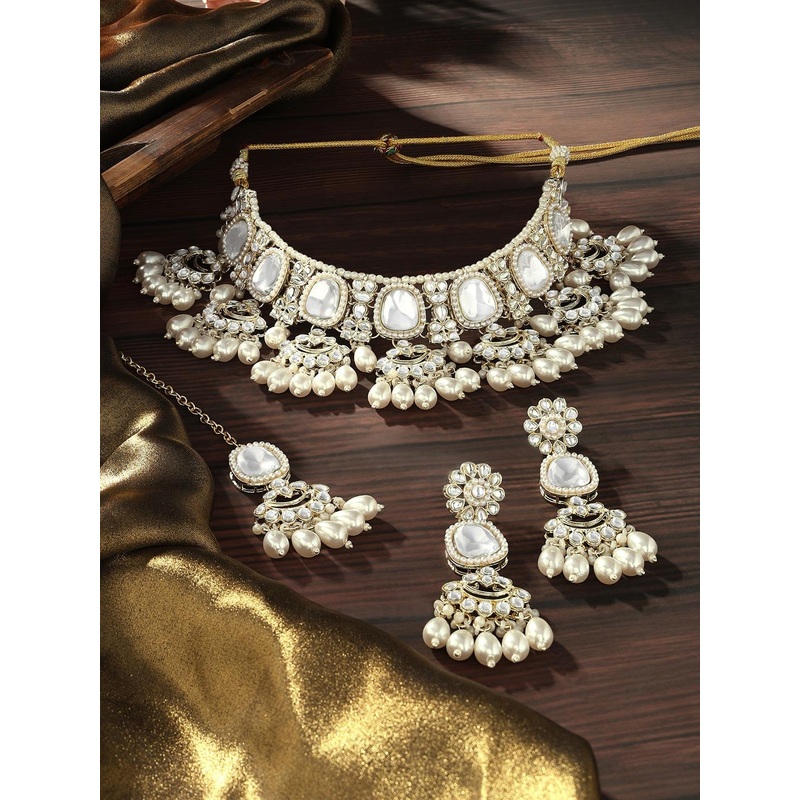 Zaveri Pearls Gold Plated Kundan Studded Jewellery Set