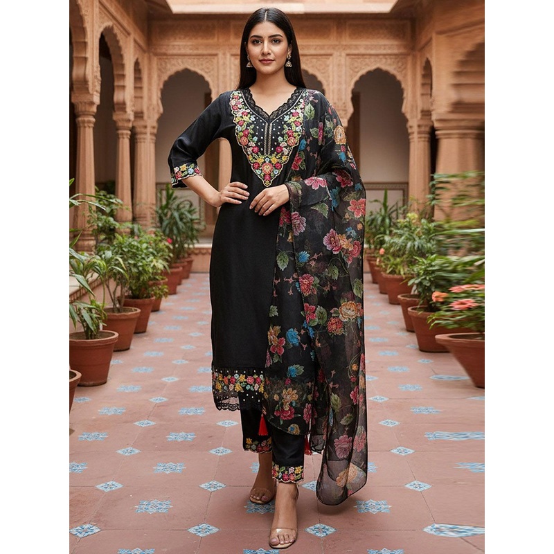 BAESD Women Floral Embroidered Regular Thread Work Kurta with Trousers & Dupatta