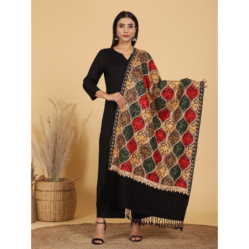 SWI Stylish Aari Embroidered Woolen Shawl