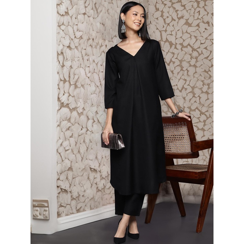 Varanga Black V-Neck Pleated Apple Hem Kurta With Trouser