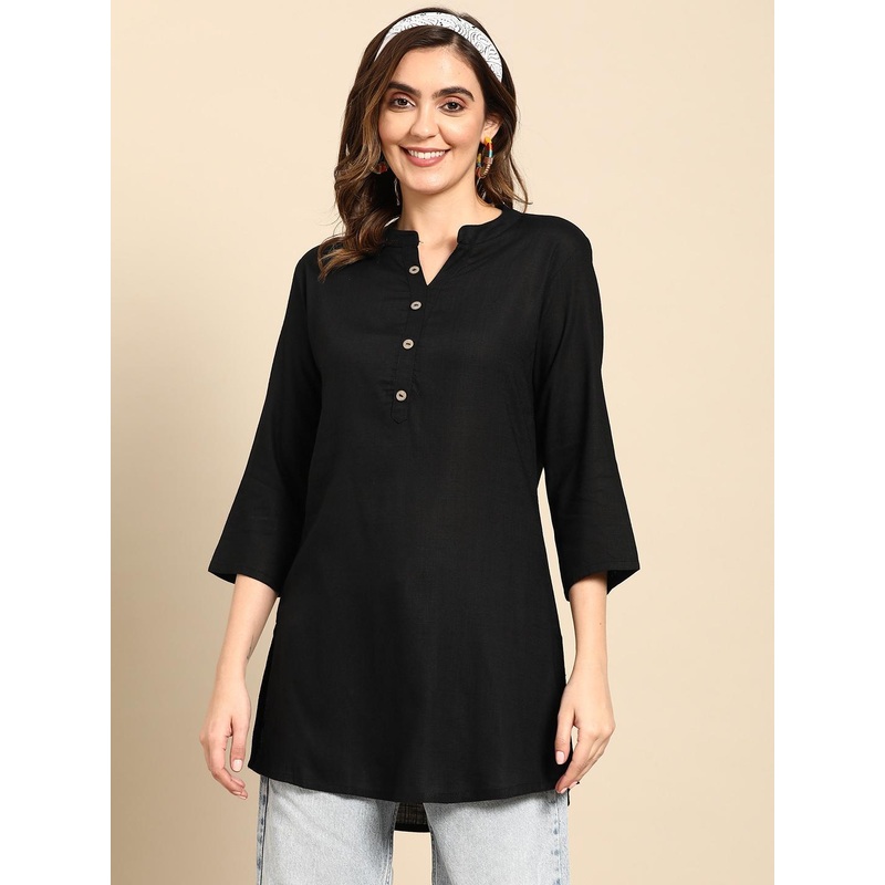 Sangria Women Solid Mandarin Collar Short Kurti