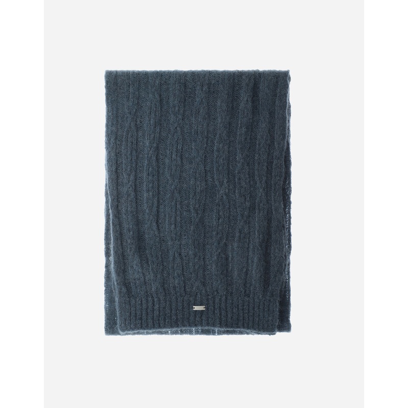 Scarves RESORT SCARF IN CABLE KNIT ALPACA WOOL