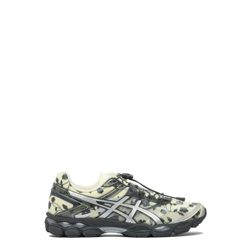 Asics Gel Cumulus 16 Lace-Up Sneakers