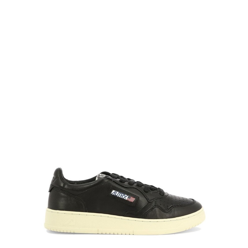 Autry Medalist Logo Patch Low-Top Sneakers