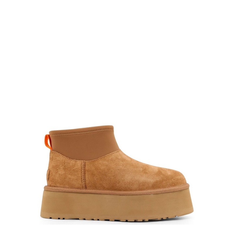 UGG Classic Mini Dipper Boots