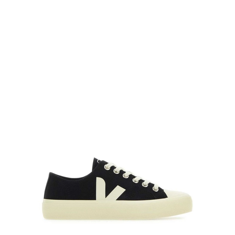 Veja Wata II Low-Top Sneakers